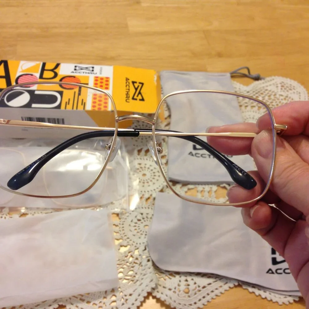 Two pairs Blue Light Filtering Glasses, with cleaning cloth, carry bag
